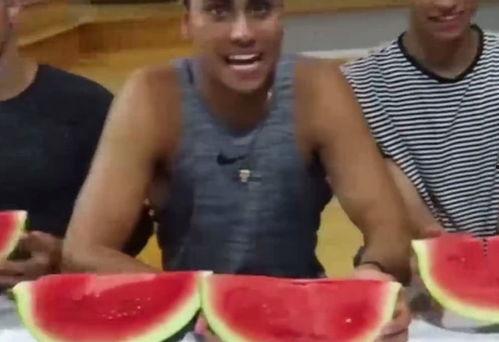 幸福快乐的吃瓜视频大全,幸福快乐视频大全精选