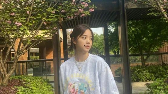 欧阳娜娜吃瓜视频