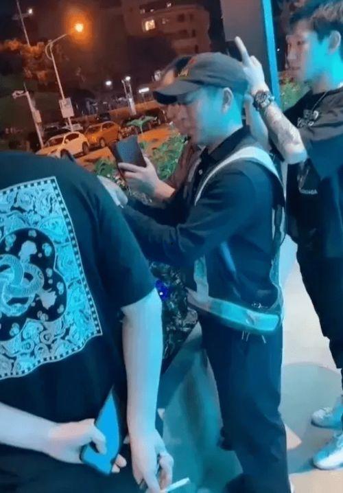 吃瓜大军最新视频