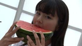 吃一个瓜很甜的视频大全,揭秘“吃一个瓜很甜”视频大全的甜蜜诱惑