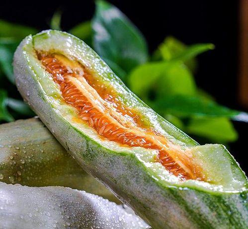 吃羊角酥瓜视频,传统美食的创意演绎